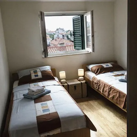 Apartment Mars